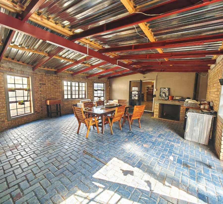 4 Bedroom Property for Sale in Uitsig Free State